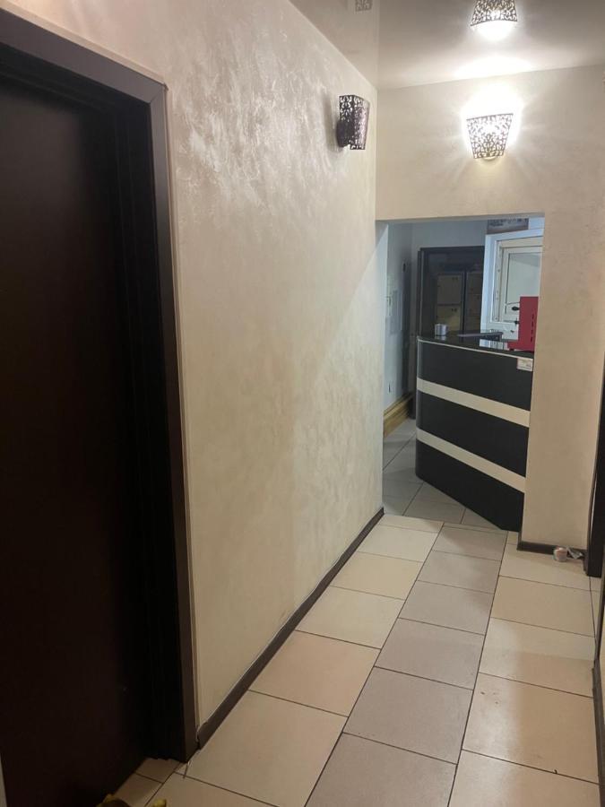 VIP Hostel OK Hotel Kiev Buitenkant foto