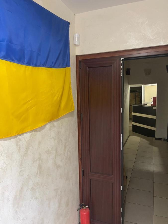VIP Hostel OK Hotel Kiev Buitenkant foto